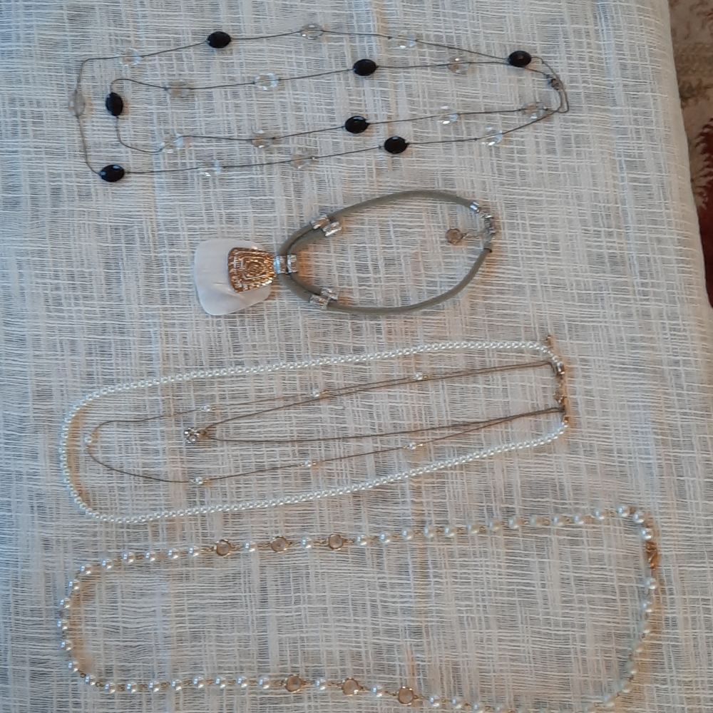 5/$15 Necklace Bundle